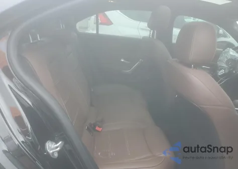 2022 Mercedes-Benz A 220 из США, поврежденный, VIN W1K3G4EB6NJ364330